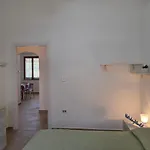 Domus Apartamento *